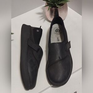 Clarks Men's Black Slip-On Loafers